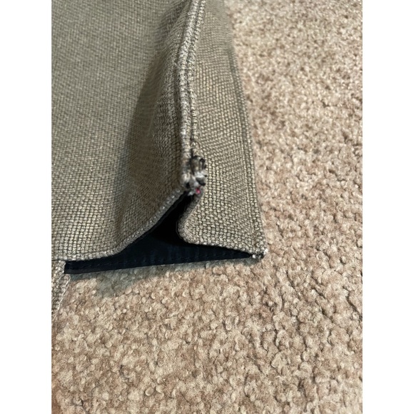 Marc Jacobs Daisy Canvas Tote Bag - Picture 5 of 11